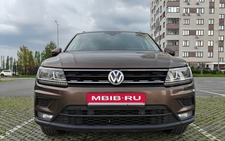 Volkswagen Tiguan II, 2019 год, 1 790 000 рублей, 2 фотография