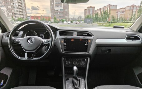 Volkswagen Tiguan II, 2019 год, 1 790 000 рублей, 10 фотография