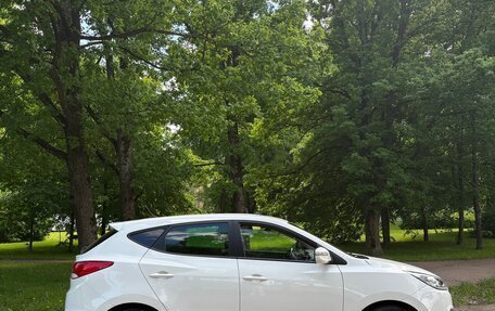 Hyundai ix35 I рестайлинг, 2014 год, 1 400 000 рублей, 2 фотография