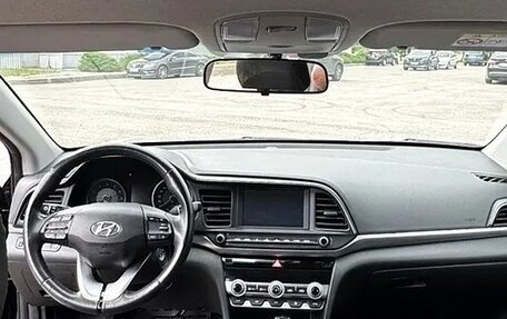 Hyundai Elantra VI рестайлинг, 2019 год, 1 430 000 рублей, 8 фотография