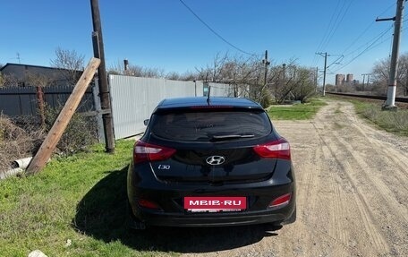 Hyundai i30 II рестайлинг, 2013 год, 750 000 рублей, 2 фотография