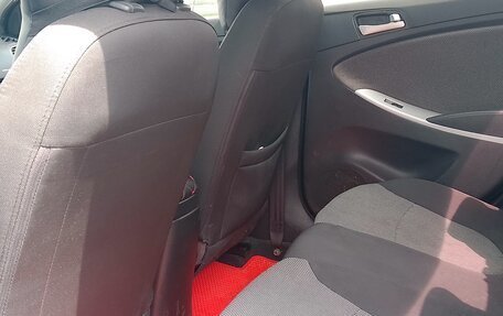 Hyundai Solaris II рестайлинг, 2012 год, 730 000 рублей, 8 фотография