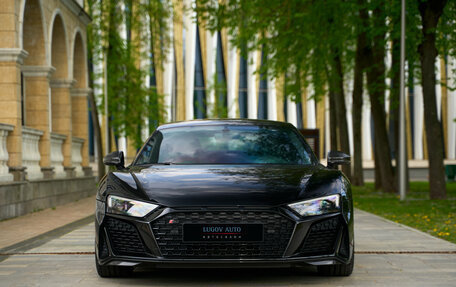 Audi R8, 2021 год, 19 200 000 рублей, 2 фотография