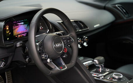 Audi R8, 2021 год, 19 200 000 рублей, 6 фотография