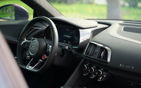 Audi R8, 2021 год, 19 200 000 рублей, 10 фотография