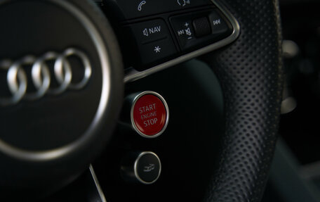 Audi R8, 2021 год, 19 200 000 рублей, 18 фотография