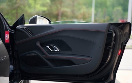 Audi R8, 2021 год, 19 200 000 рублей, 11 фотография