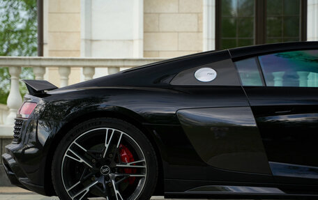 Audi R8, 2021 год, 19 200 000 рублей, 21 фотография