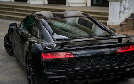 Audi R8, 2021 год, 19 200 000 рублей, 23 фотография