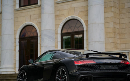 Audi R8, 2021 год, 19 200 000 рублей, 24 фотография
