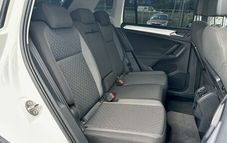 Volkswagen Tiguan II, 2017 год, 2 300 000 рублей, 11 фотография