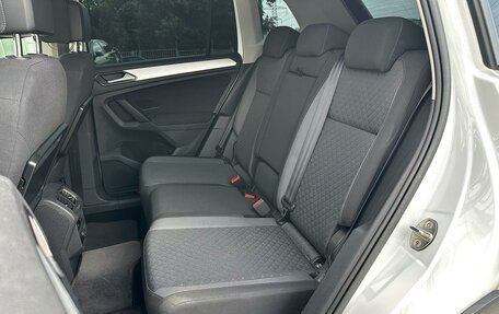 Volkswagen Tiguan II, 2017 год, 2 300 000 рублей, 10 фотография
