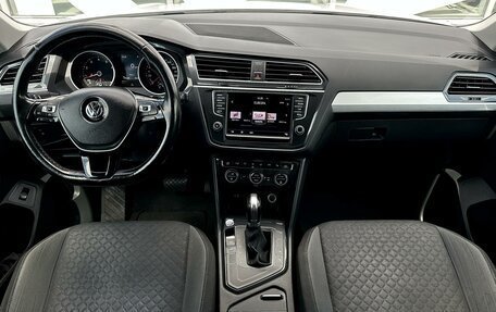 Volkswagen Tiguan II, 2017 год, 2 300 000 рублей, 6 фотография
