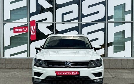 Volkswagen Tiguan II, 2017 год, 2 300 000 рублей, 3 фотография