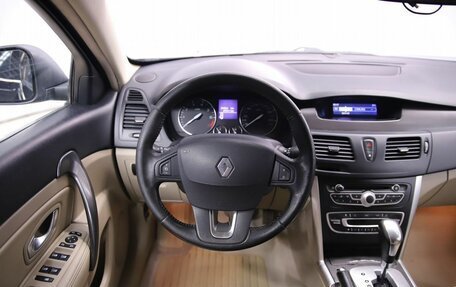 Renault Latitude I, 2010 год, 830 000 рублей, 12 фотография