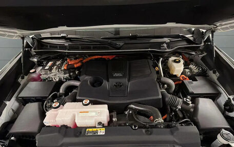 Toyota Sequoia, 2025 год, 11 374 086 рублей, 23 фотография
