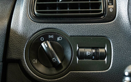 Volkswagen Polo VI (EU Market), 2018 год, 1 049 000 рублей, 10 фотография
