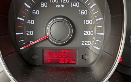 KIA Rio III рестайлинг, 2016 год, 1 300 000 рублей, 8 фотография