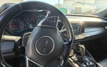 Chevrolet Camaro VI, 2017 год, 2 600 000 рублей, 13 фотография