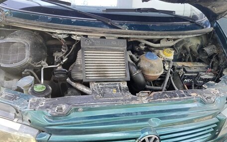 Volkswagen Multivan T4, 2001 год, 1 100 000 рублей, 8 фотография