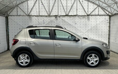 Renault Sandero II рестайлинг, 2016 год, 995 000 рублей, 9 фотография
