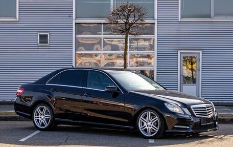 Mercedes-Benz E-Класс, 2012 год, 1 195 000 рублей, 3 фотография