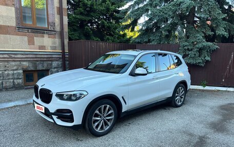 BMW X3, 2019 год, 3 000 000 рублей, 2 фотография