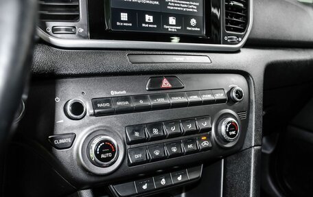KIA Sportage IV рестайлинг, 2018 год, 2 349 000 рублей, 19 фотография
