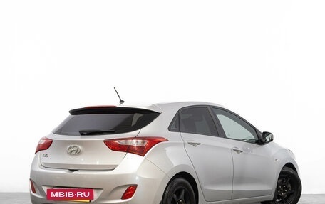 Hyundai i30 II рестайлинг, 2013 год, 999 000 рублей, 5 фотография