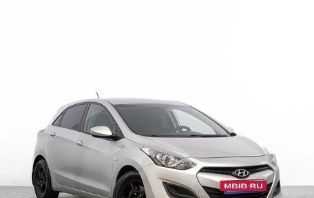 Hyundai i30 II рестайлинг, 2013 год, 999 000 рублей, 2 фотография