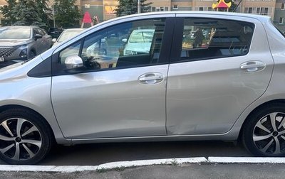 Toyota Yaris III рестайлинг, 2016 год, 860 000 рублей, 1 фотография
