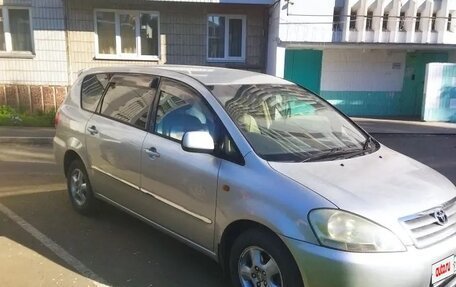 Toyota Ipsum II, 2002 год, 870 000 рублей, 5 фотография