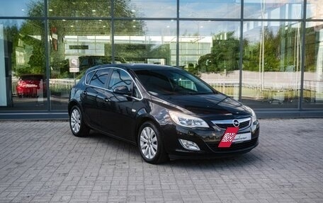 Opel Astra J, 2011 год, 750 000 рублей, 5 фотография