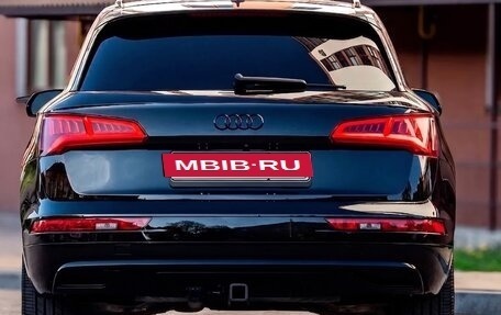 Audi Q5, 2018 год, 2 200 000 рублей, 11 фотография