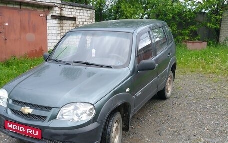 Chevrolet Niva I рестайлинг, 2011 год, 432 000 рублей, 2 фотография