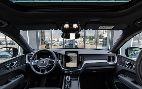 Volvo XC60 II, 2025 год, 9 000 000 рублей, 12 фотография