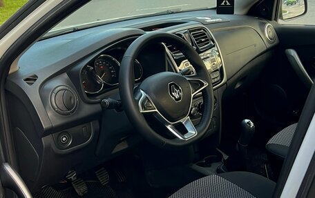 Renault Logan II, 2019 год, 569 000 рублей, 12 фотография