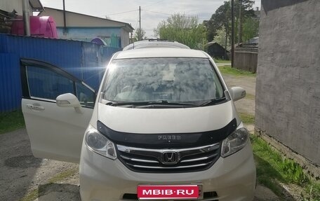 Honda Freed I, 2011 год, 820 000 рублей, 1 фотография