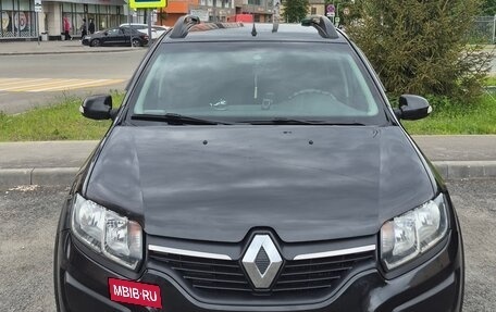 Renault Sandero II рестайлинг, 2017 год, 940 000 рублей, 2 фотография