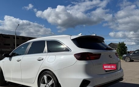 KIA cee'd III, 2019 год, 1 900 000 рублей, 3 фотография