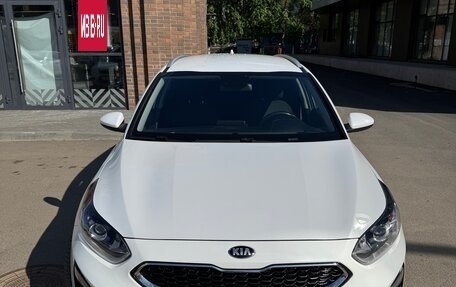KIA cee'd III, 2019 год, 1 900 000 рублей, 8 фотография