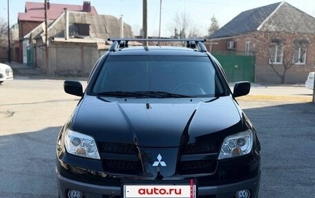 Mitsubishi Outlander III рестайлинг 3, 2007 год, 760 000 рублей, 10 фотография