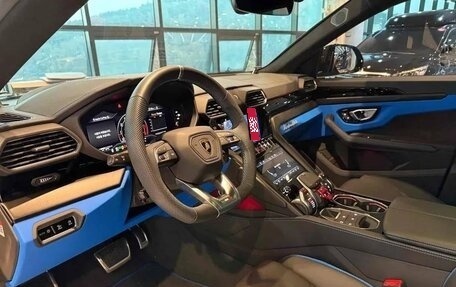 Lamborghini Urus I, 2024 год, 28 950 000 рублей, 10 фотография