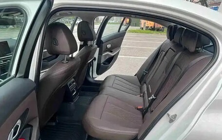 BMW 3 серия, 2023 год, 3 240 000 рублей, 10 фотография