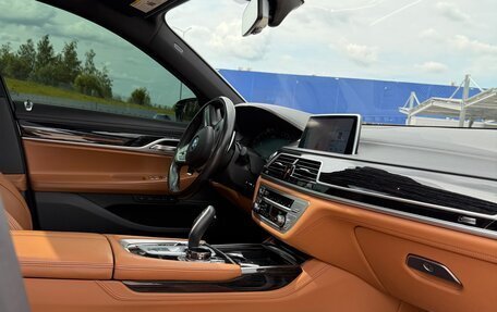 BMW 7 серия, 2021 год, 7 150 000 рублей, 15 фотография