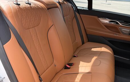 BMW 7 серия, 2021 год, 7 150 000 рублей, 19 фотография
