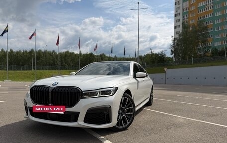 BMW 7 серия, 2021 год, 7 150 000 рублей, 10 фотография