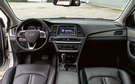 Hyundai Sonata VII, 2019 год, 1 545 000 рублей, 16 фотография