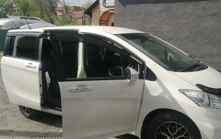 Honda Freed I, 2011 год, 820 000 рублей, 2 фотография