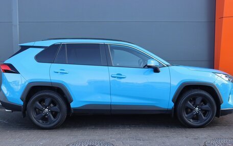 Toyota RAV4, 2021 год, 3 119 000 рублей, 3 фотография